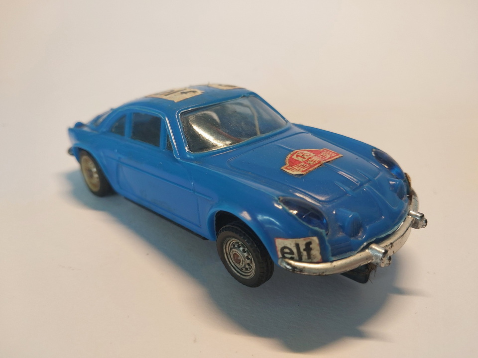 POLICAR A92 ALPINE RENAULT A110