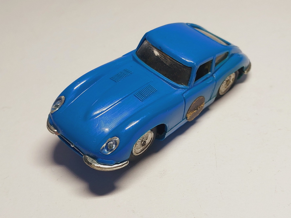 POLICAR PM 151 Jaguar XKE Coupè 'POLICAR MINI' SCALA 1/66 RARA!!!