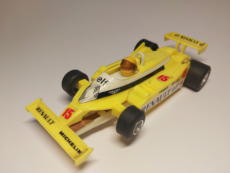 POLISTIL A126 Renault RE30 Turbo SERIE CHAMPION 175 SCALA 1/32