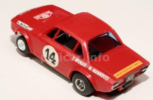 Lancia Fulvia Coupè HF (Policar 1/32 - A91)