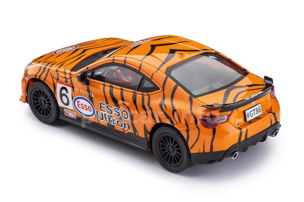 Toyota GT86 - #6 Goodwood 2015 (POLICAR by Slot.it - CT01B)